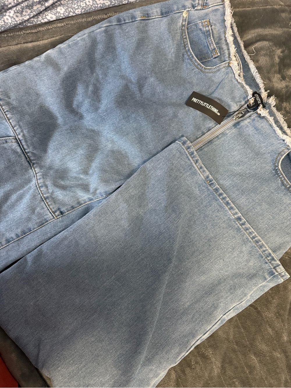 PrettyLittleThing Light Blue Wide Leg Jeans
